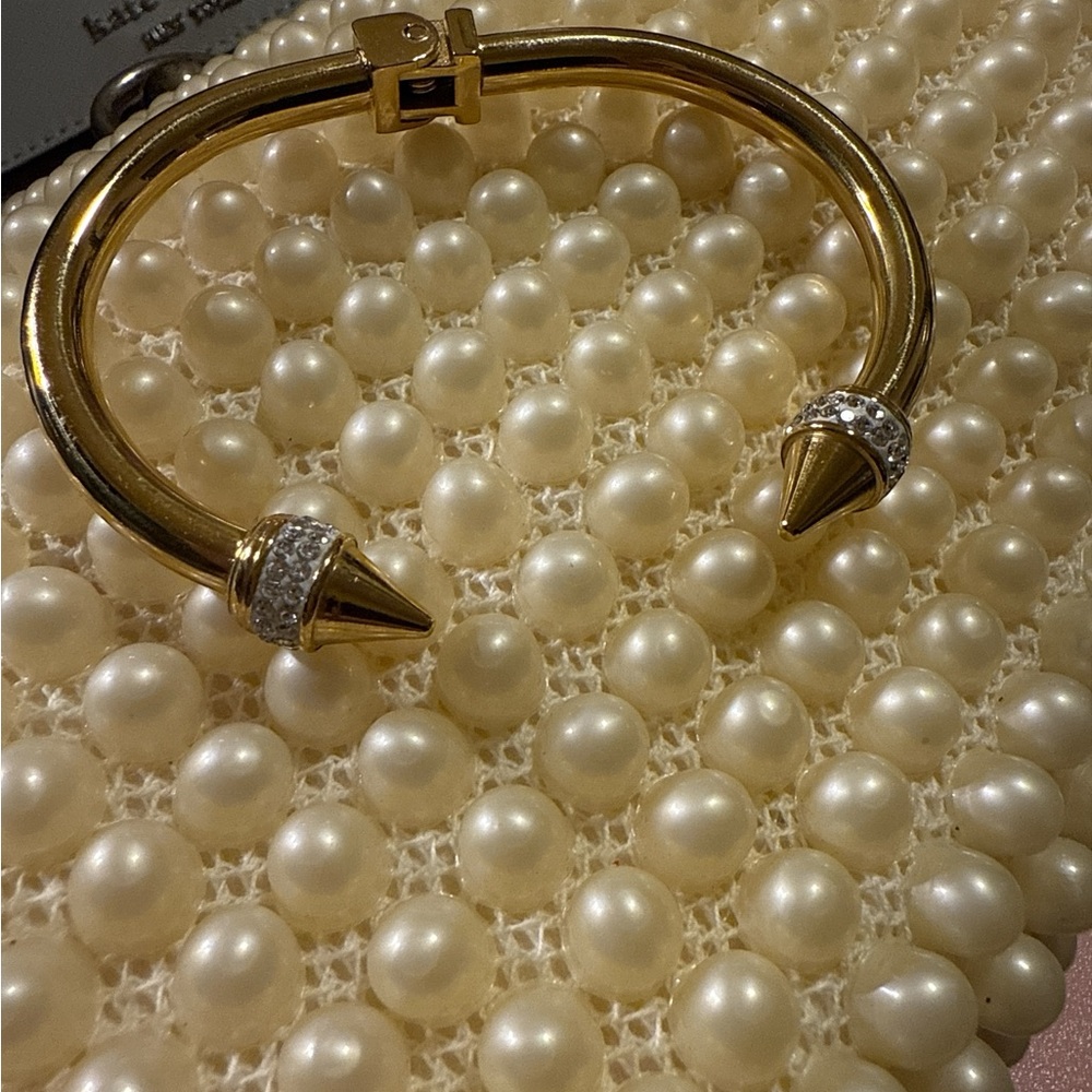 Kinsley Armelle Bangle Bracelet NWOT